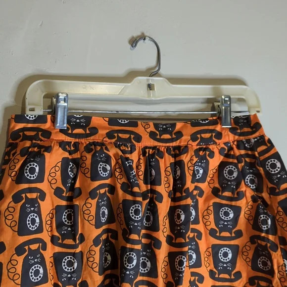 Blue platypus skirt small - Picture 4 of 8